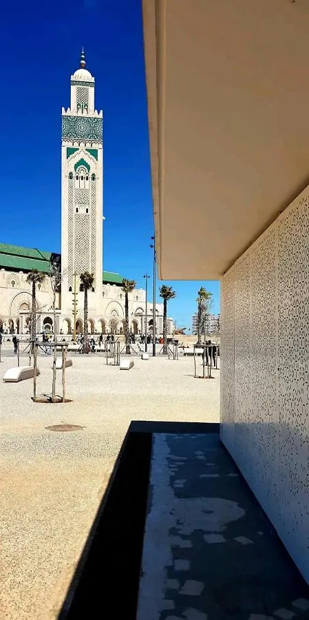 luxury apartment of 80m2 , 1minute from hassan2 mosquè from family , pour famille , INTERDIT COUPLES ARAABIC NON MARIÉ, FORBIDDEN UNMARRIED ARAABIC COUPLES Casablanca