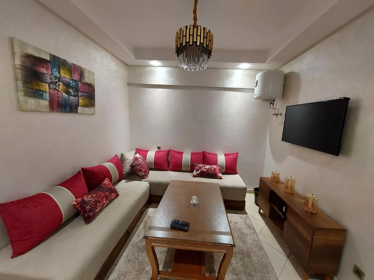 Luxury Downtown Apartment Of 80M2 In Front Of Hassan 2 Mosque And Sea From Family , Pour Famille , Interdit Couples Araabic Non Marie, Forbidden Unmarried Araabic Couples Basement Car Park Casablanca 0*,  Marokko